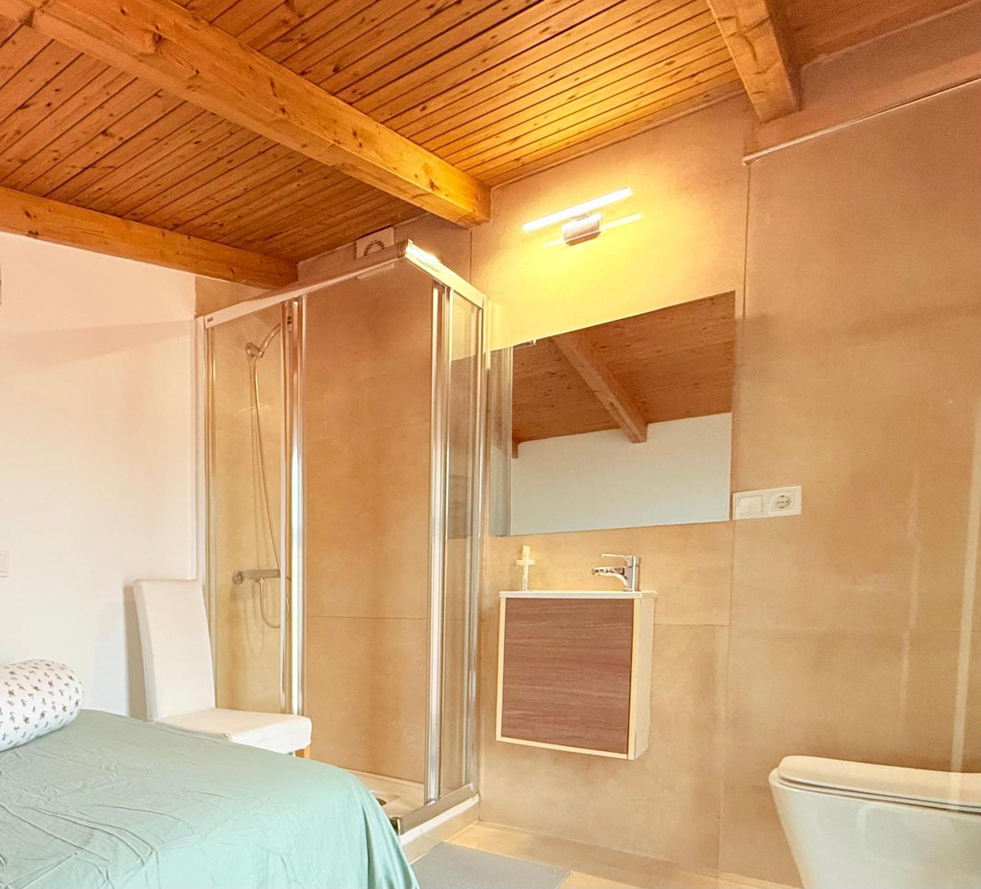 Rosa Rooms, Habitacion Con Bano Privado Pozuelo de Alarcón Exterior foto
