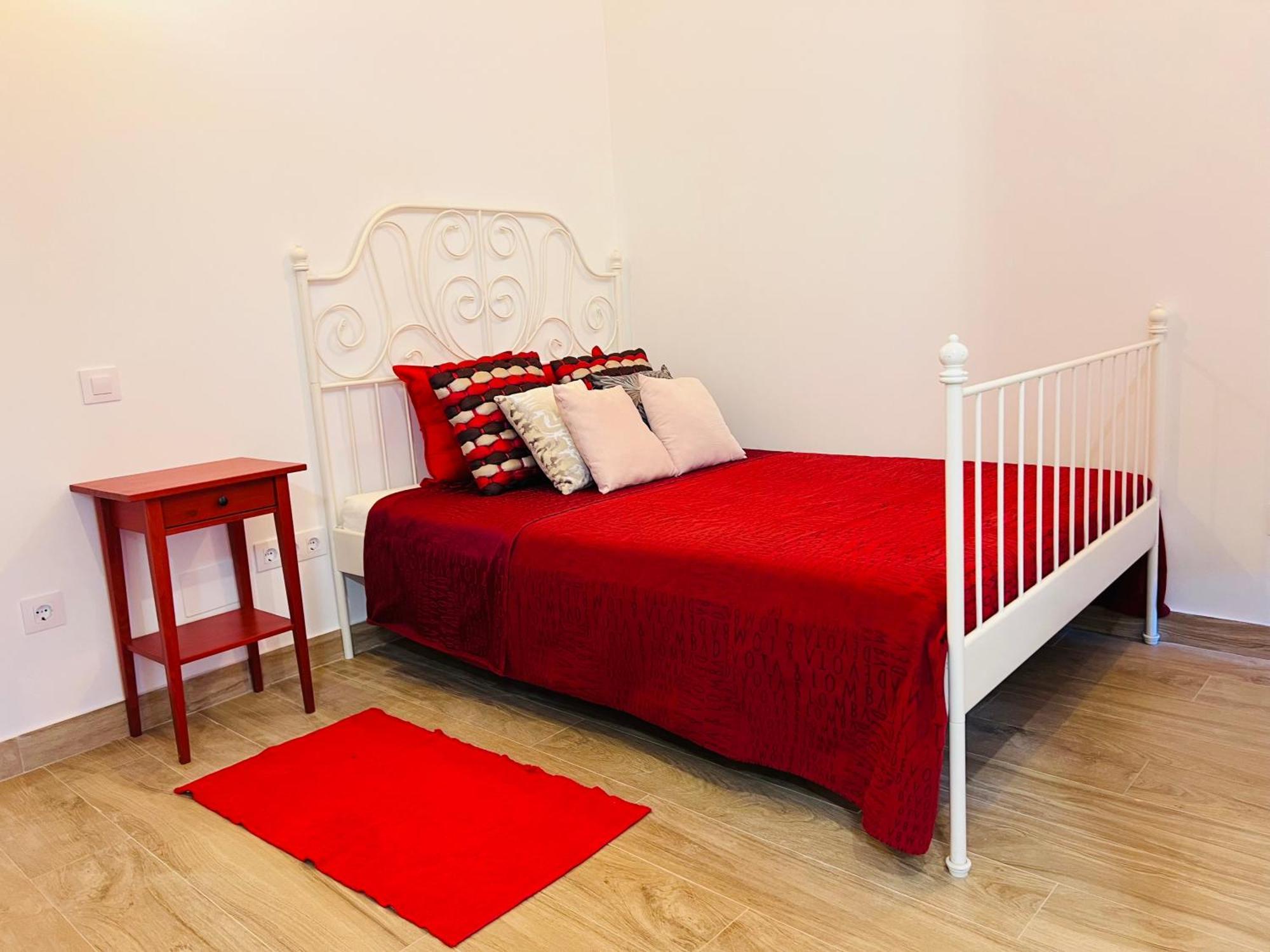 Rosa Rooms, Habitacion Con Bano Privado Pozuelo de Alarcón Exterior foto